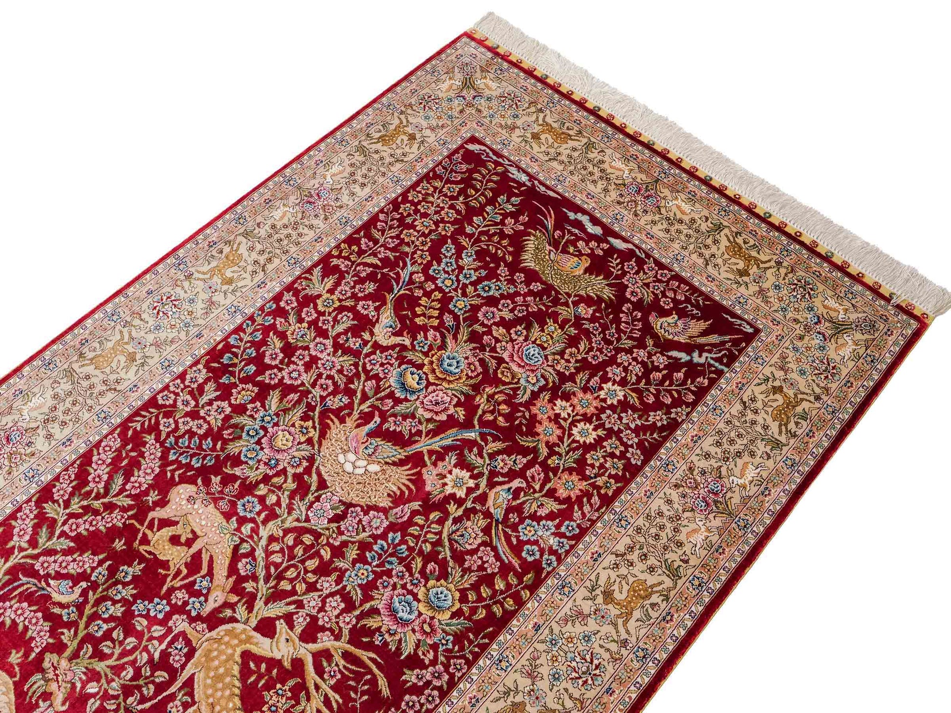 Sehr feiner, handgeknüpfter, chinesischer Khademi Ghom Orientteppich aus Seide, rot, creme. 154x94 cm. Vertrieb durch Jupiter Intl.