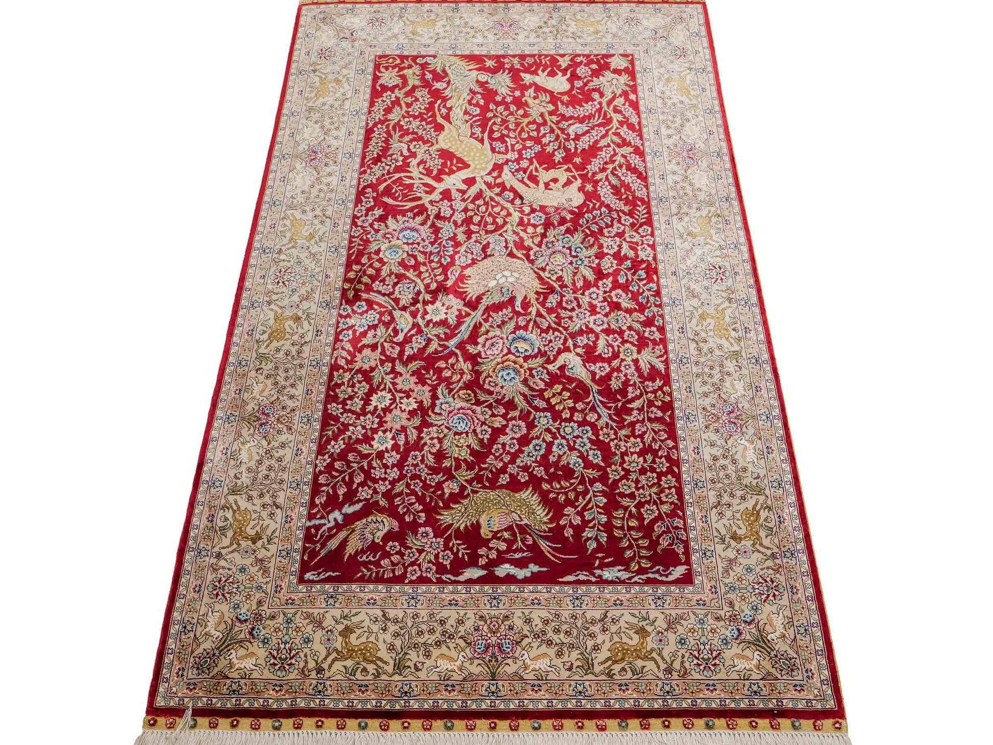 Sehr feiner, handgeknüpfter, chinesischer Khademi Ghom Orientteppich aus Seide, rot, creme. 154x94 cm. Vertrieb durch Jupiter Intl.
