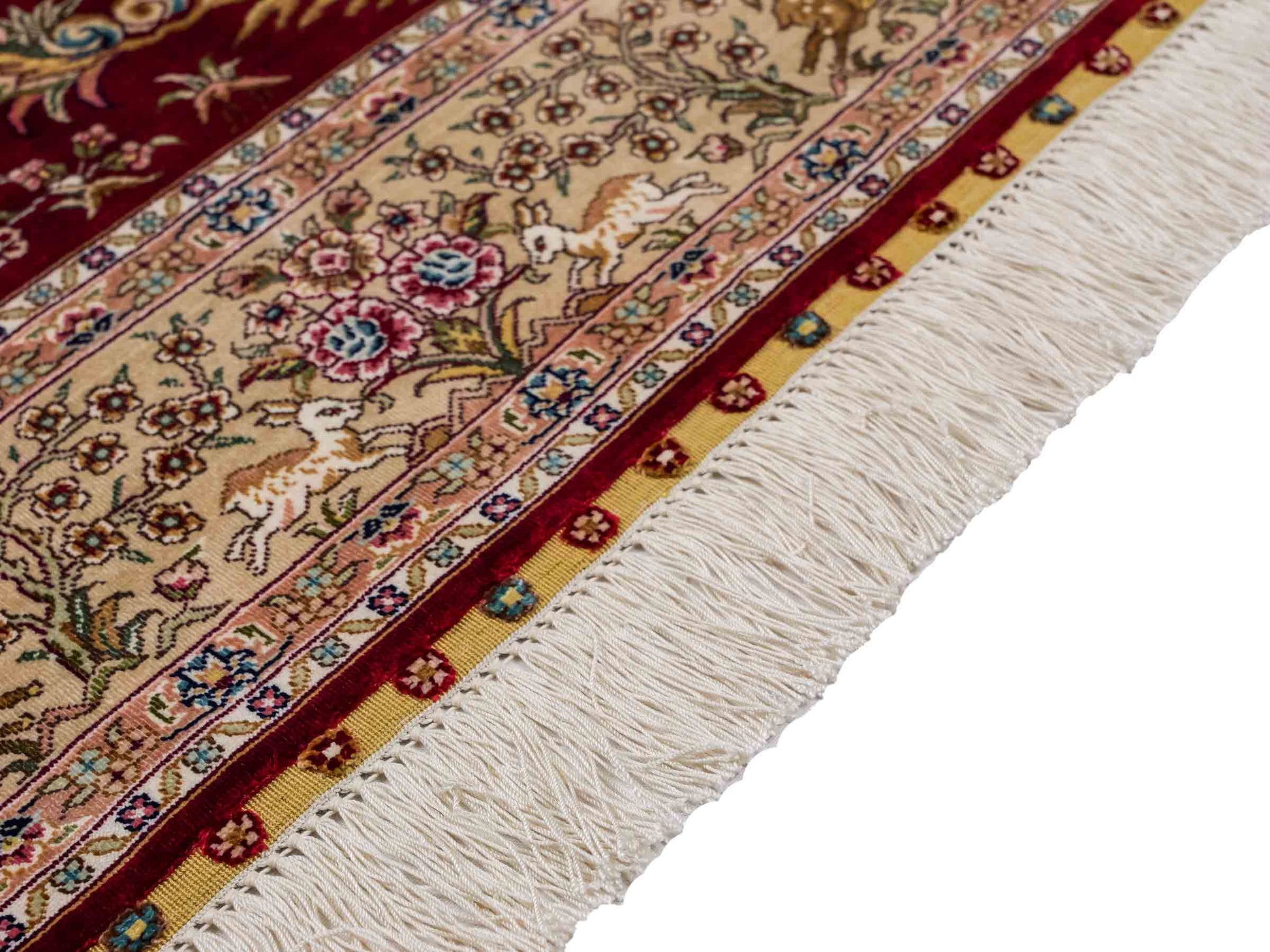 Sehr feiner, handgeknüpfter, chinesischer Khademi Ghom Orientteppich aus Seide, rot, creme. 154x94 cm. Vertrieb durch Jupiter Intl.