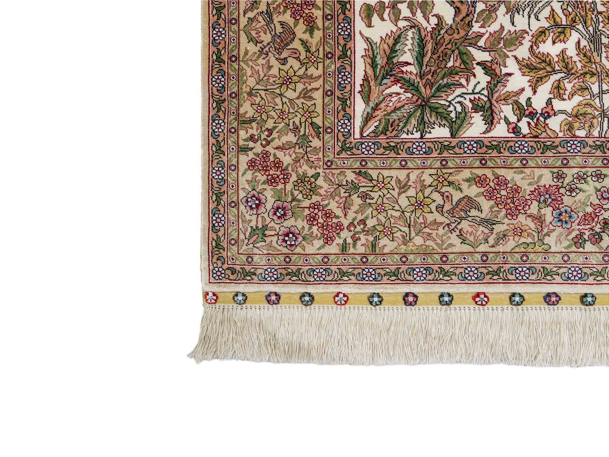 Sehr feiner, handgeknüpfter Khademi Orientteppich mit Ghom Design aus reiner Seide, creme, weiß, beige. 156x94 cm. Vertrieb durch Jupiter Intl.