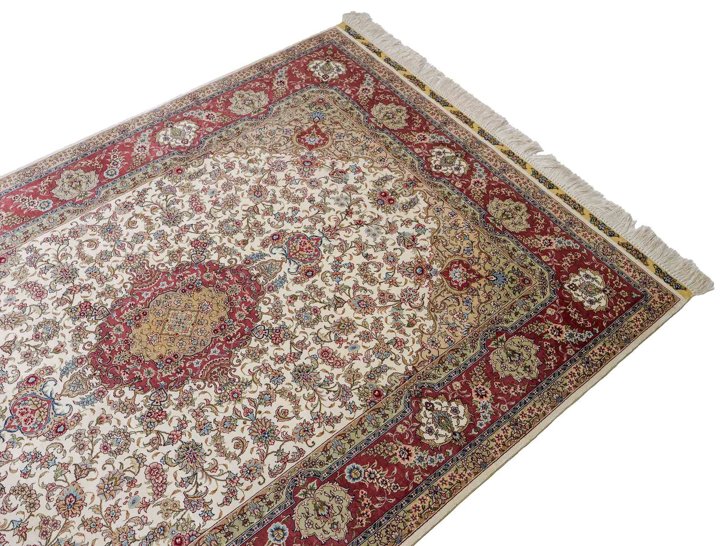 Sehr feiner, handgeknüpfter Khademi Orientteppich mit Ghom Design aus reiner Seide, creme, weiß, rosa. 184x125 cm. Vertrieb durch Jupiter Intl.