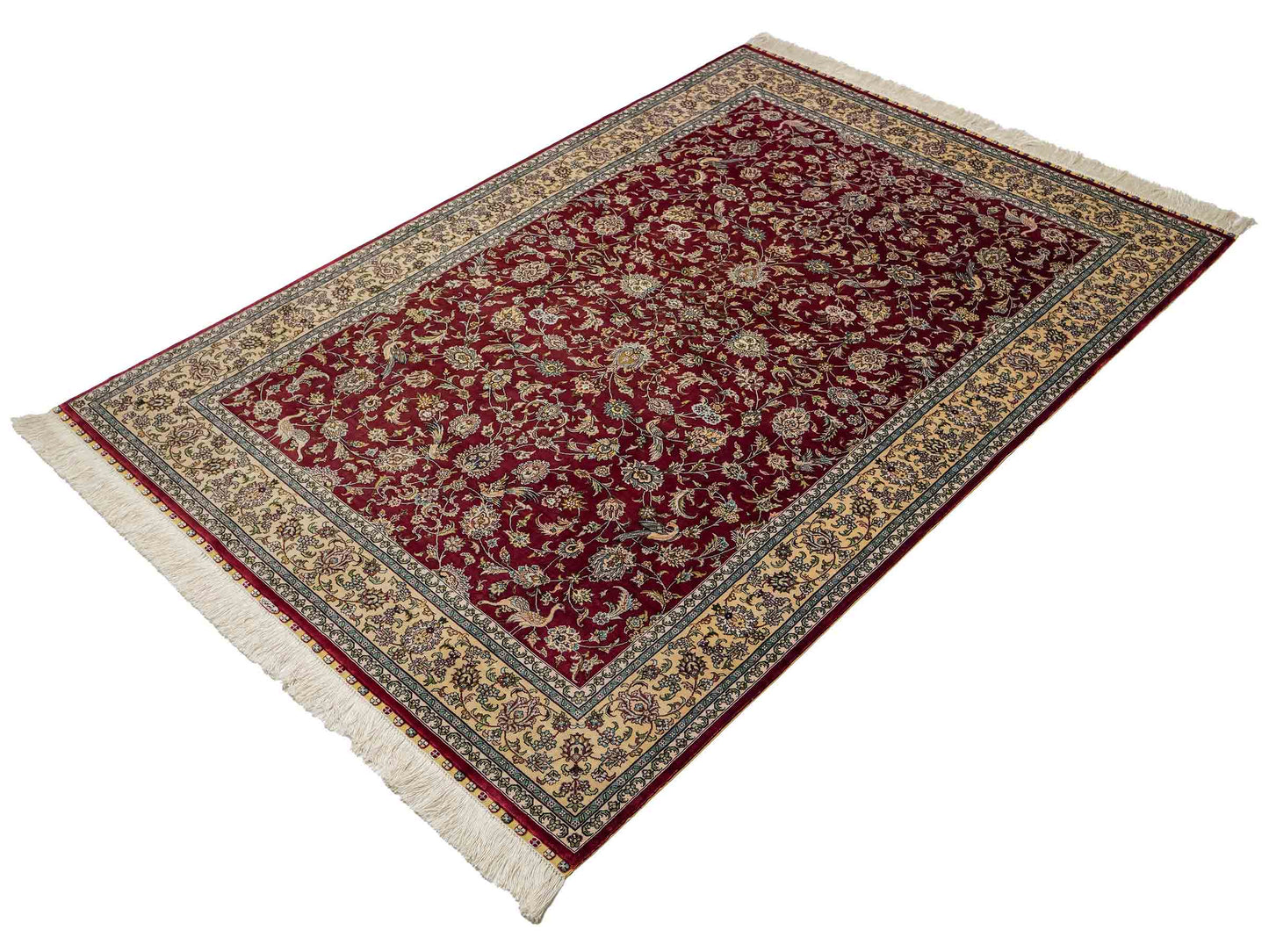 Sehr feiner, handgeknüpfter Khademi Orientteppich mit Ghom Design aus reiner Seide, rot, creme. 185x124 cm. Vertrieb durch Jupiter Intl.