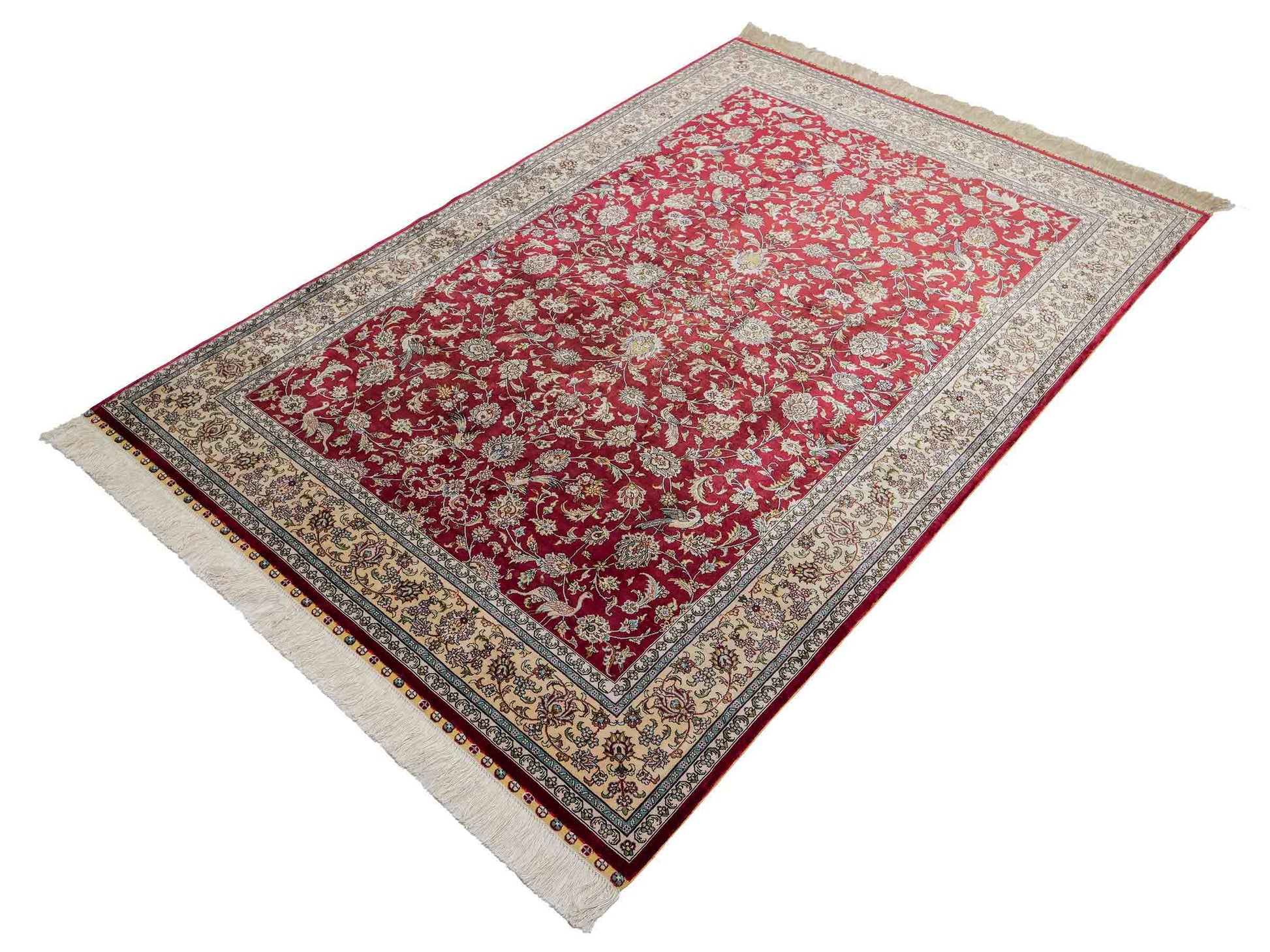 Sehr feiner, handgeknüpfter Khademi Orientteppich mit Ghom Design aus reiner Seide, rot, creme. 185x124 cm. Vertrieb durch Jupiter Intl.
