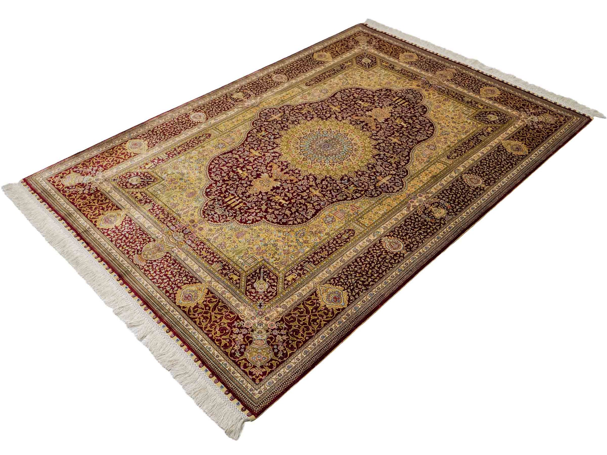 Extrem feiner, handgeknüpfter Khademi Orientteppich mit Ghom Design aus reiner Seide, rot, gold, creme. 185x125 cm. Vertrieb durch Jupiter Intl.