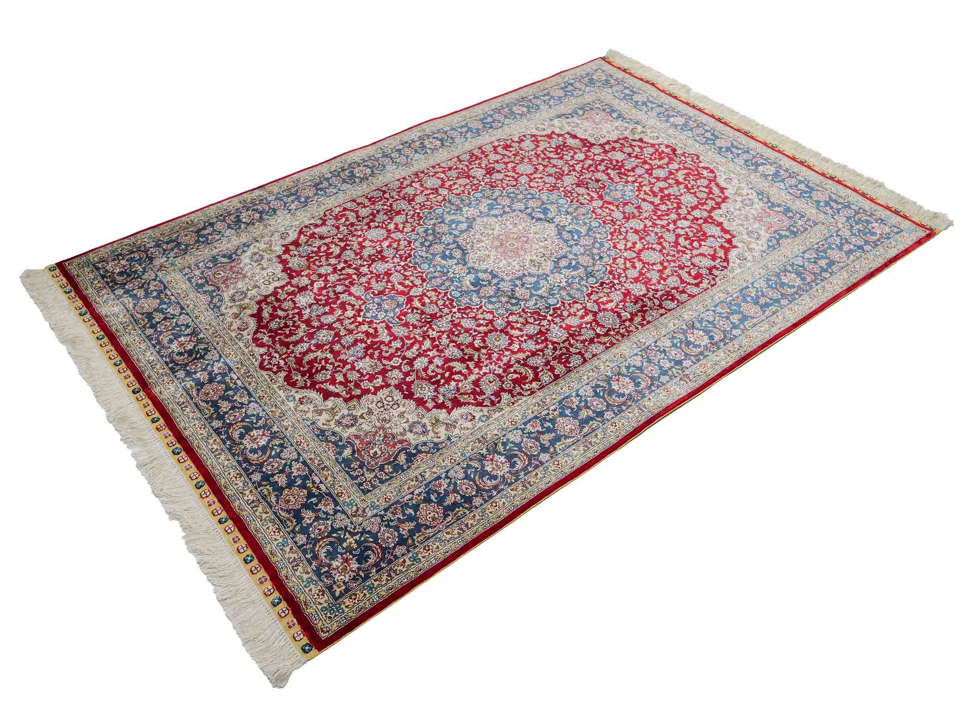 Sehr feiner, handgeknüpfter Khademi Orientteppich mit Ghom Design aus reiner Seide, rot, blau, creme. 187x126 cm. Vertrieb durch Jupiter Intl.