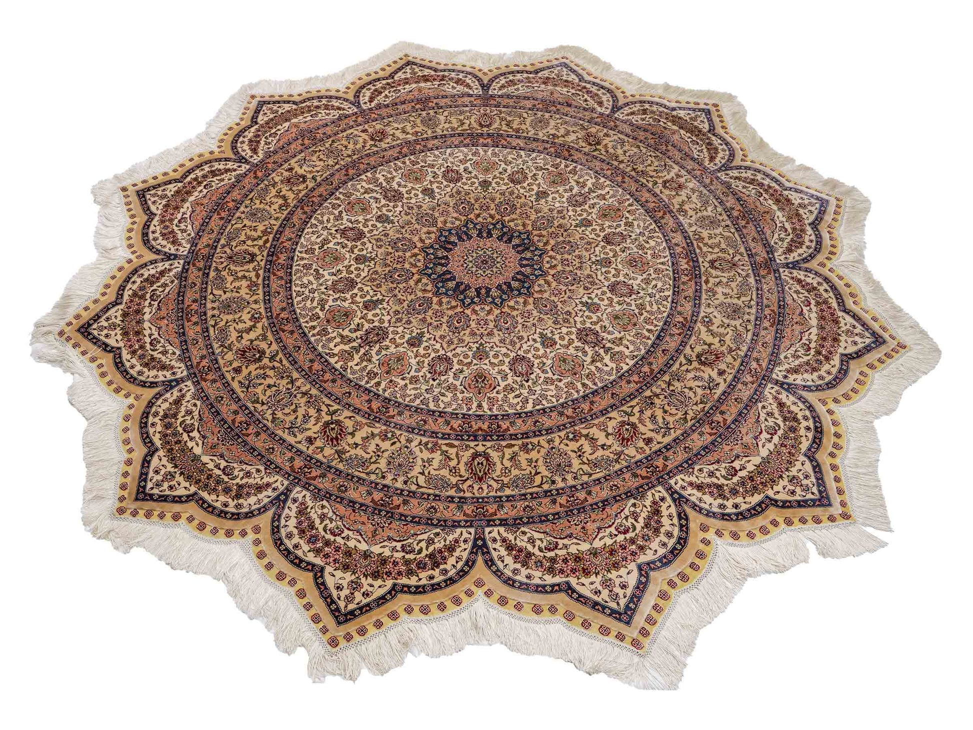 Sehr feiner, handgeknüpfter, runder Khademi Orientteppich mit Ghom Design aus reiner Seide, creme, weiß, blau. 188x188 cm. Vertrieb durch Jupiter Intl.