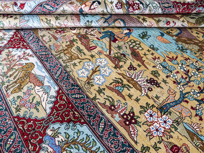 Sehr feiner, handgeknüpfter Khademi Orientteppich mit Ghom Design aus reiner Seide, rot, multicolor. 189x125 cm. Vertrieb durch Jupiter Intl.