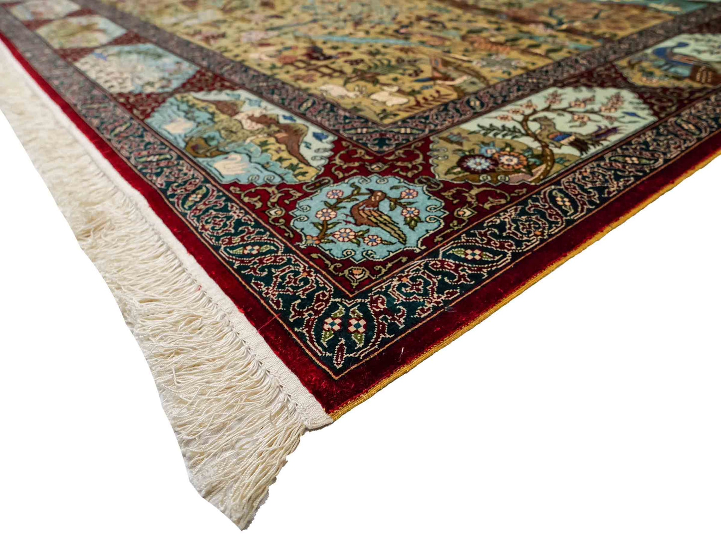 Sehr feiner, handgeknüpfter Khademi Orientteppich mit Ghom Design aus reiner Seide, rot, multicolor. 189x125 cm. Vertrieb durch Jupiter Intl.