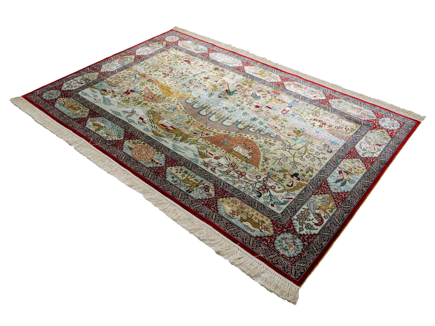 Sehr feiner, handgeknüpfter Khademi Orientteppich mit Ghom Design aus reiner Seide, rot, multicolor. 190x124 cm. Vertrieb durch Jupiter Intl.
