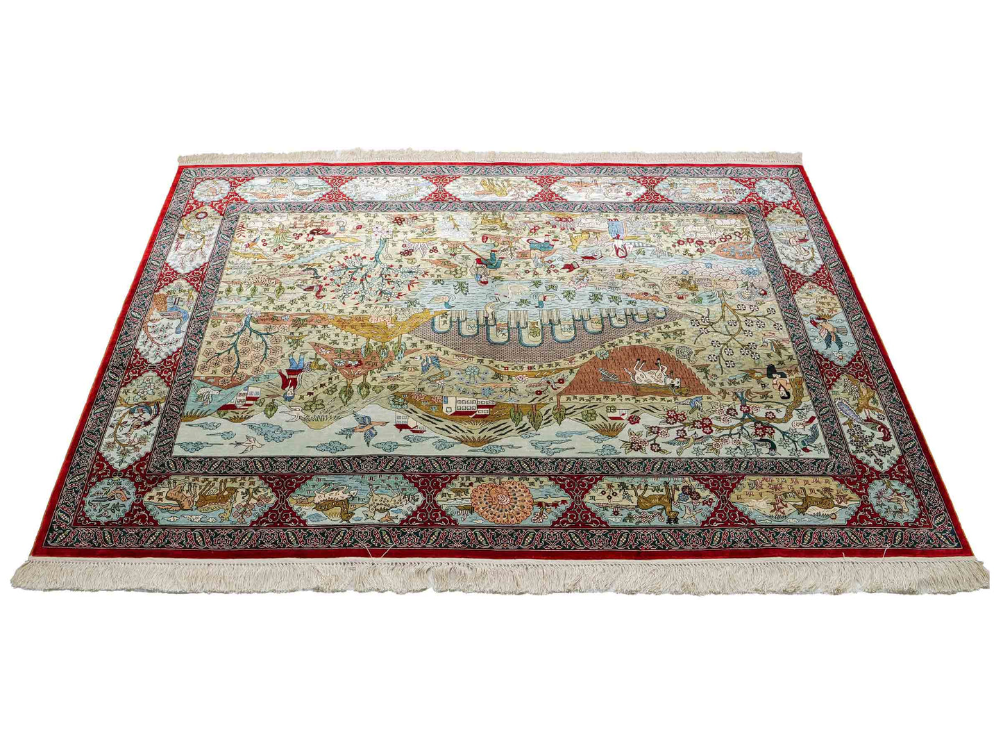 Sehr feiner, handgeknüpfter Khademi Orientteppich mit Ghom Design aus reiner Seide, rot, multicolor. 190x124 cm. Vertrieb durch Jupiter Intl.