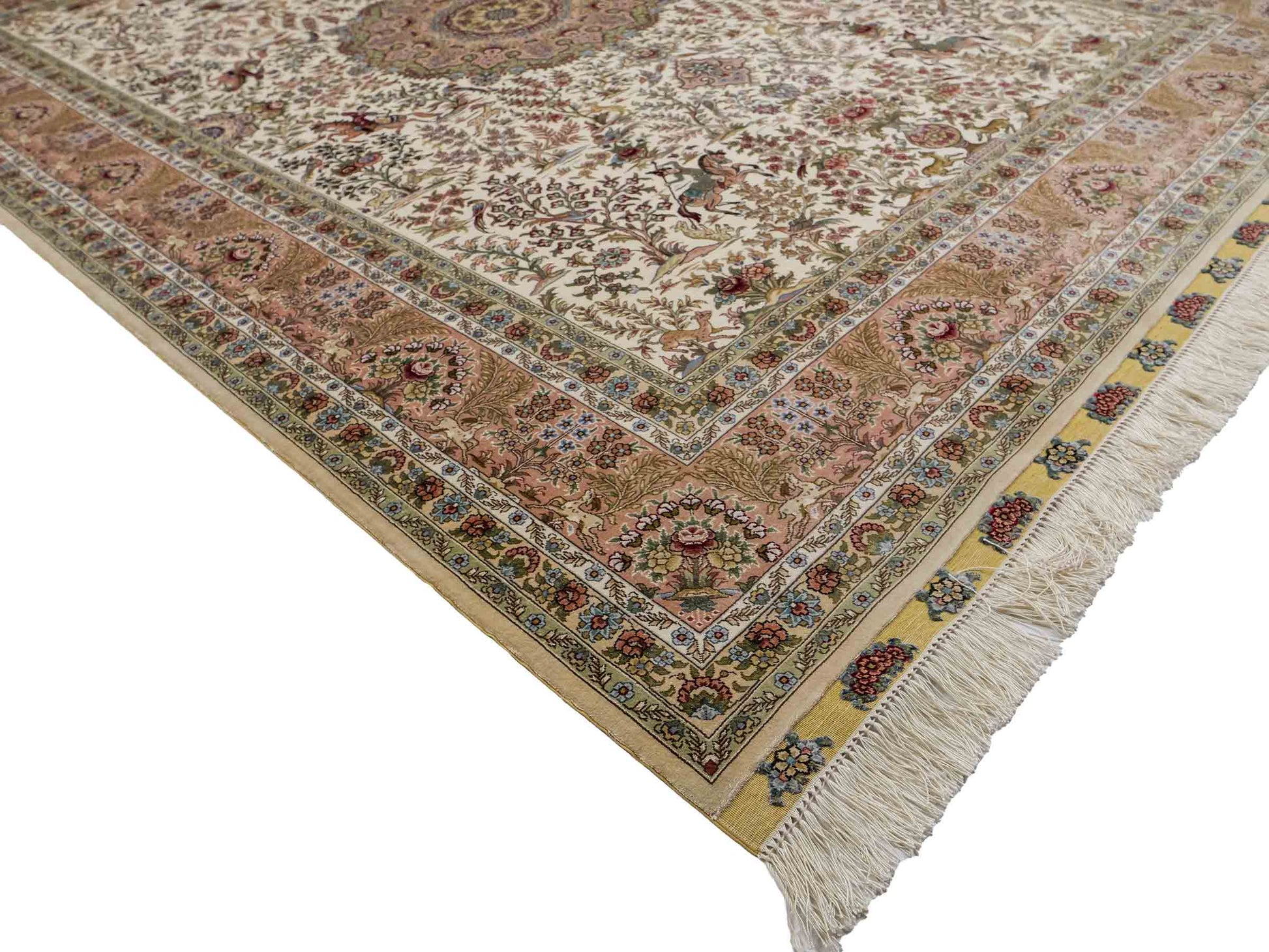 Sehr feiner, handgeknüpfter Khademi Orientteppich mit Ghom Design aus reiner Seide, creme, weiß. 248x172 cm. Vertrieb durch Jupiter Intl.