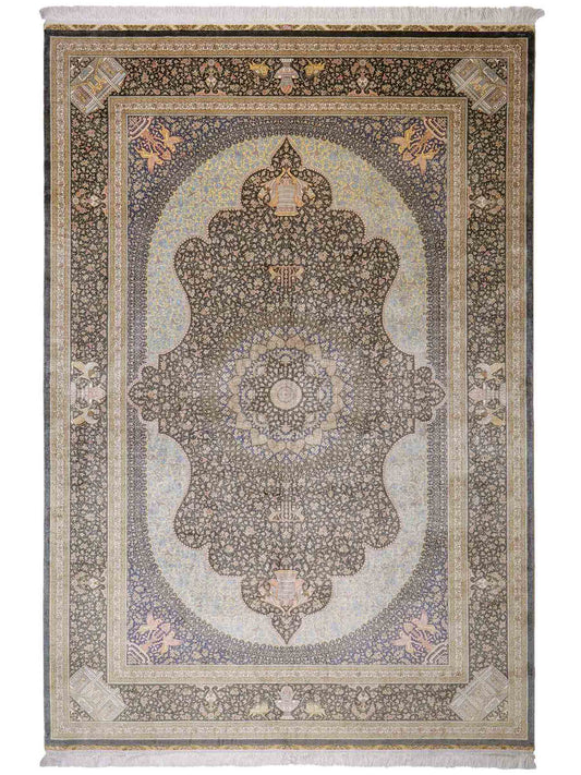Extrem feiner, handgeknüpfter Khademi Orientteppich mit Ghom Design aus reiner Seide, blau, gold. Unikat. 280x188 cm. Vertrieb durch Jupiter Intl.