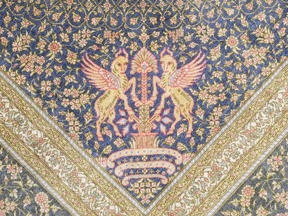 Extrem feiner, handgeknüpfter Khademi Orientteppich mit Ghom Design aus reiner Seide, blau, gold. Unikat. 280x188 cm. Vertrieb durch Jupiter Intl.