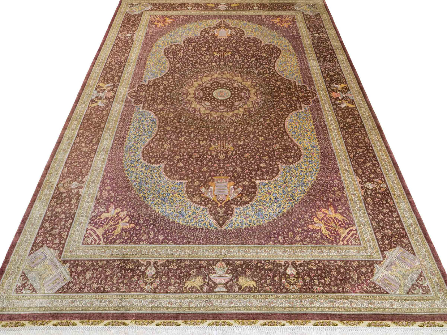 Extrem feiner, handgeknüpfter Khademi Orientteppich mit Ghom Design aus reiner Seide, braun, rost, gold. Unikat. 286x187 cm. Vertrieb durch Jupiter Intl.
