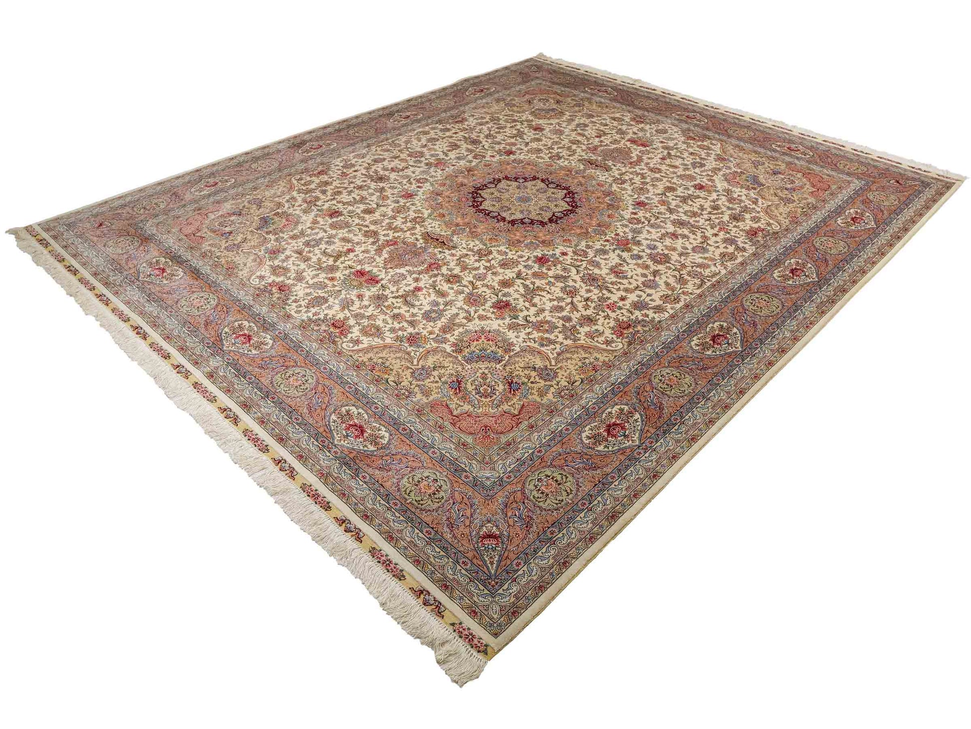 Sehr feiner, handgeknüpfter Khademi Orientteppich mit Ghom Design aus reiner Seide, creme, weiß, rosa. 305x252 cm. Vertrieb durch Jupiter Intl.