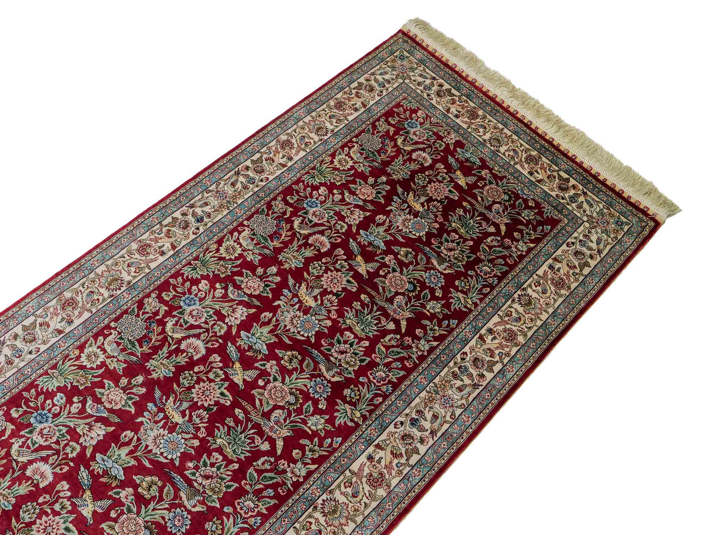Sehr feiner, handgeknüpfter Khademi Orientteppich Läufer aus Seide mit Ghom Design, rot, creme. 306x79 cm. Vertrieb durch Jupiter Intl.