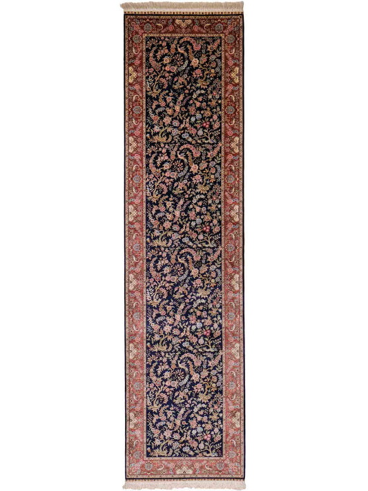 Sehr feiner, handgeknüpfter Khademi Ghom Orientteppich Läufer aus purer Seide, blau, rosa. 308x78 cm. Vertrieb durch Jupiter Intl.