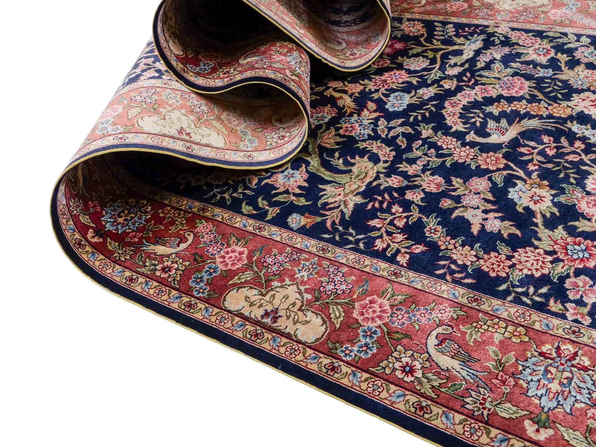 Sehr feiner, handgeknüpfter Khademi Ghom Orientteppich Läufer aus purer Seide, blau, rosa. 308x78 cm. Vertrieb durch Jupiter Intl.