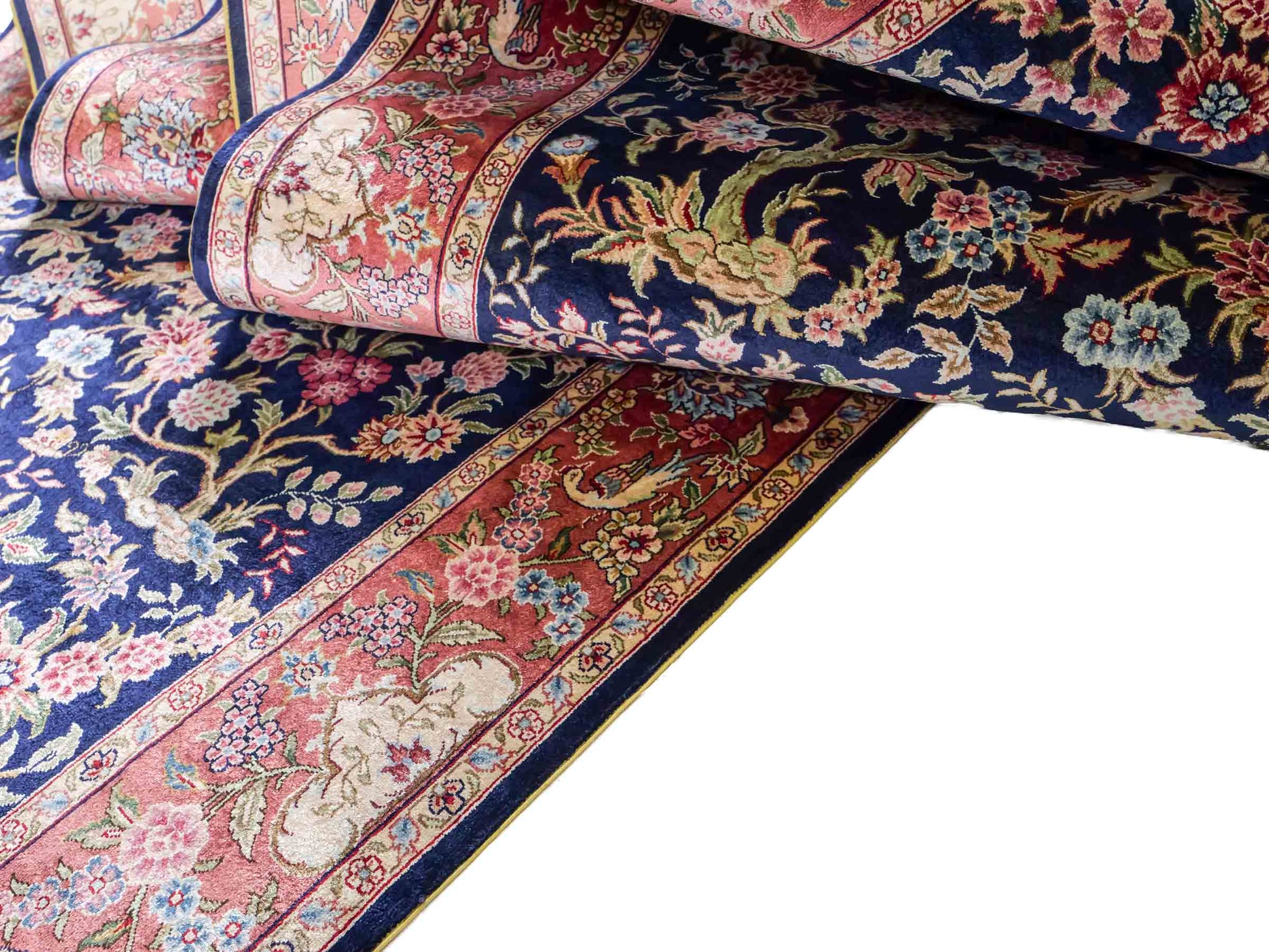 Sehr feiner, handgeknüpfter Khademi Ghom Orientteppich Läufer aus purer Seide, blau, rosa. 308x78 cm. Vertrieb durch Jupiter Intl.