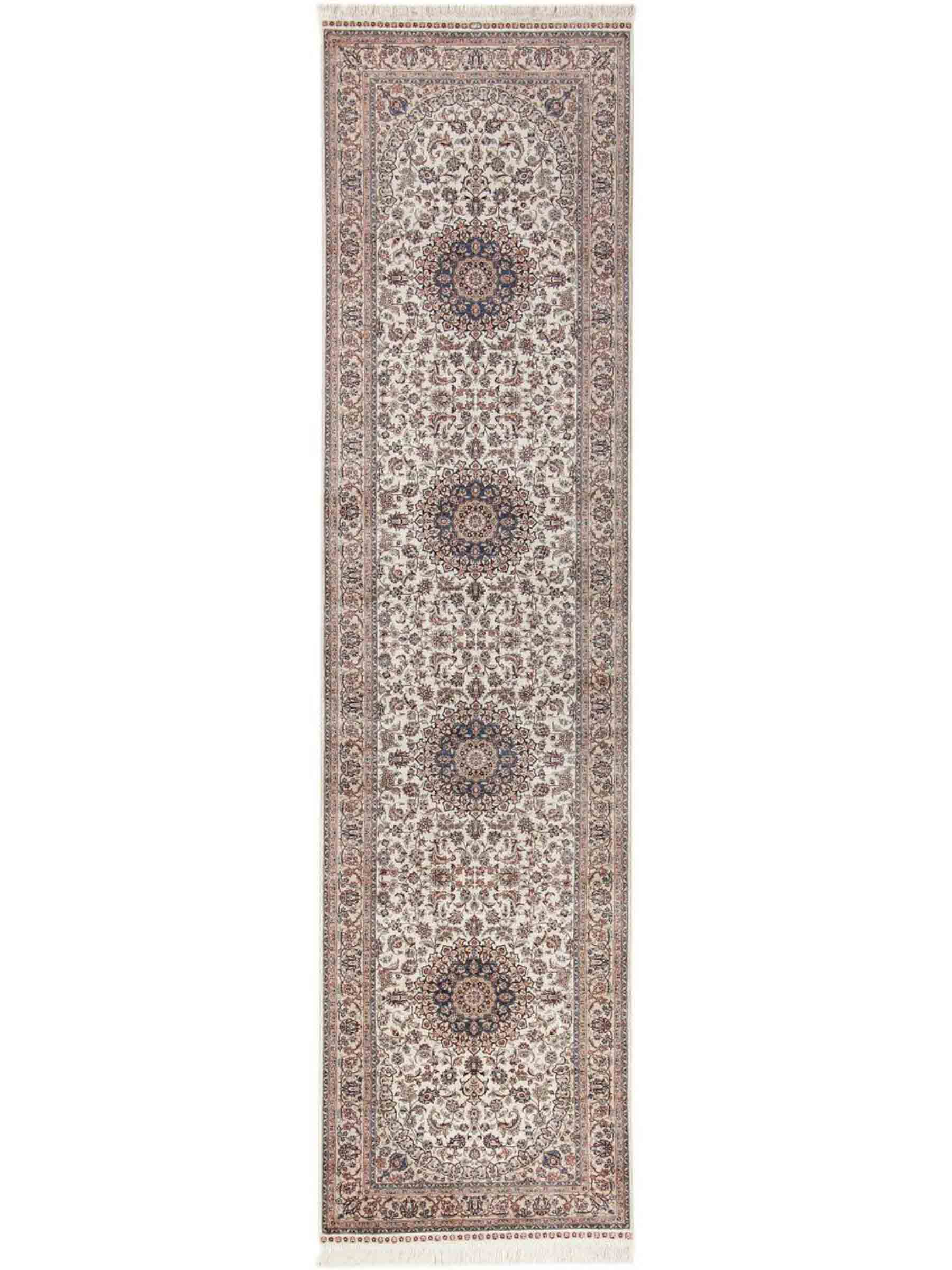 Sehr feiner, handgeknüpfter Khademi Orientteppich mit Ghom Design aus purer Seide, weiß, creme, blau. 310x78 cm. Vertrieb durch Jupiter Intl.