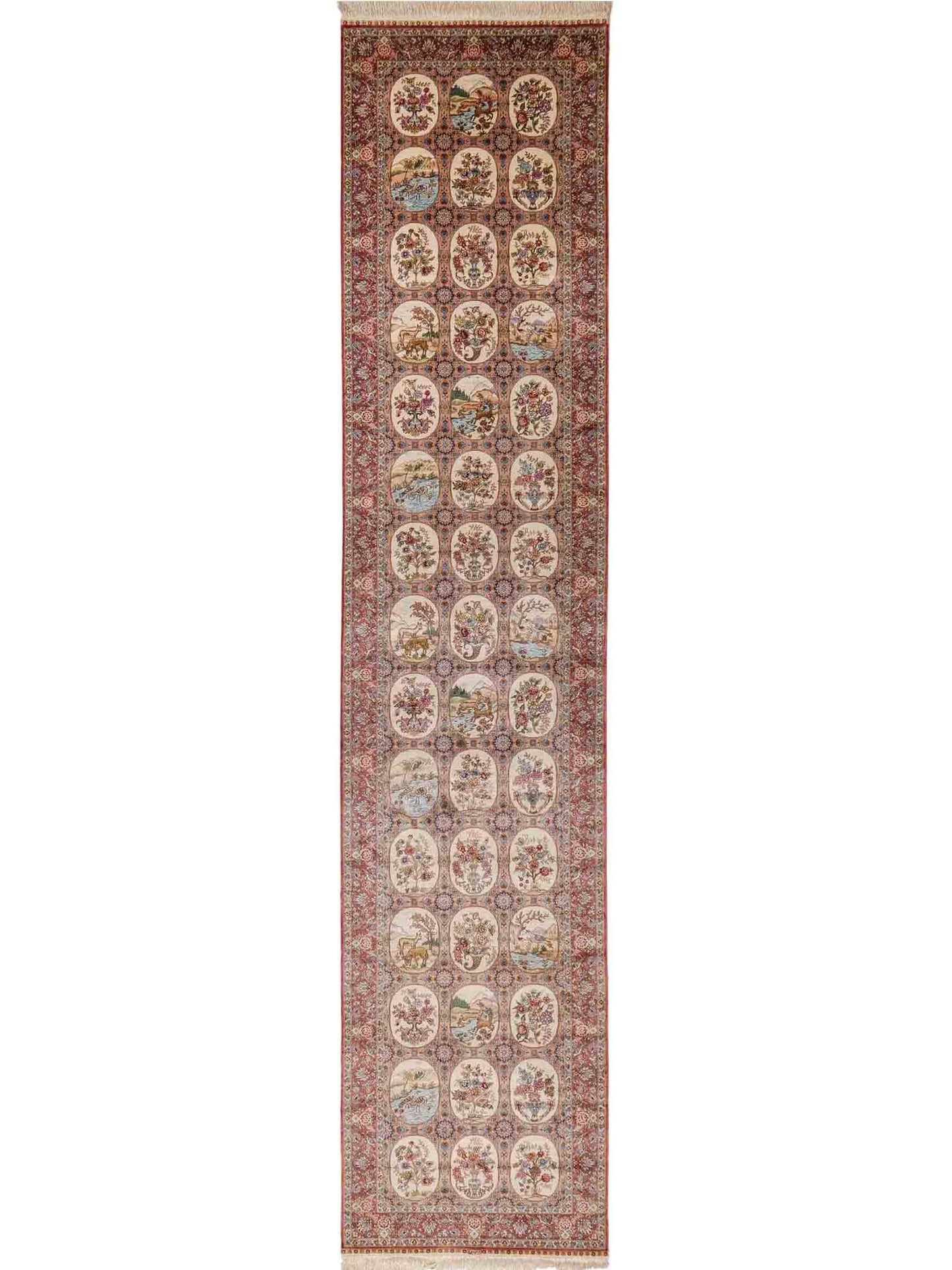 Sehr feiner, handgeknüpfter Khademi Läufer Orientteppich mit Ghom Design aus reiner Seide, multicolor. 363x78 cm. Vertrieb durch Jupiter Intl.