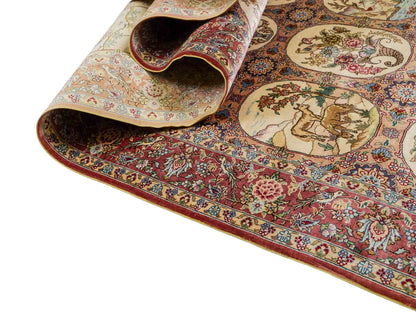 Sehr feiner, handgeknüpfter Khademi Läufer Orientteppich mit Ghom Design aus reiner Seide, multicolor. 363x78 cm. Vertrieb durch Jupiter Intl.