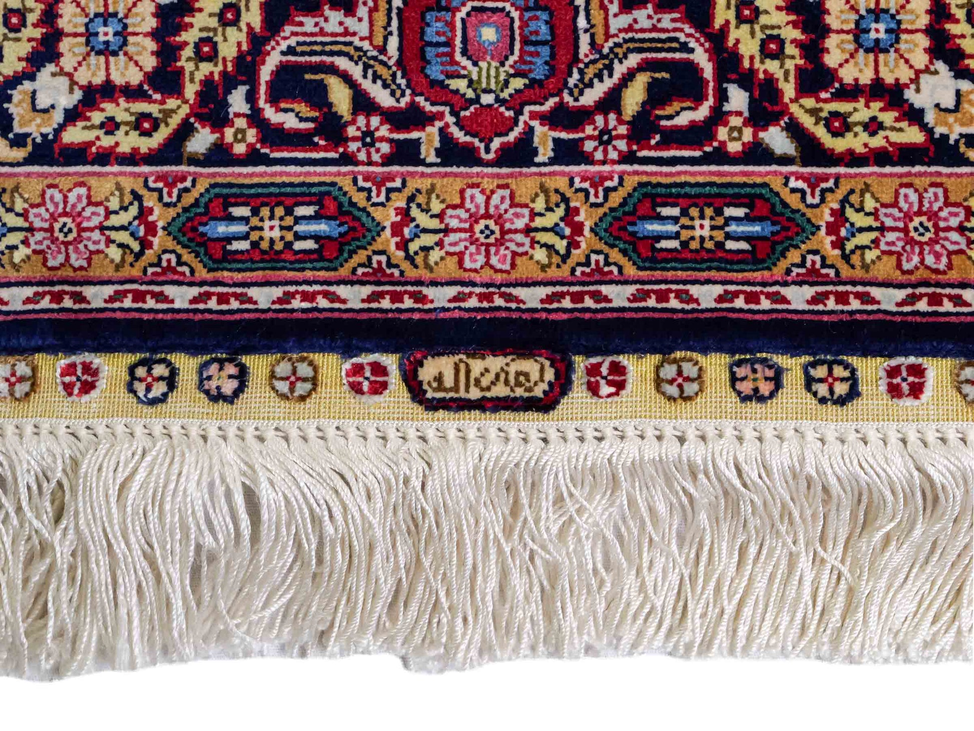 Sehr feiner, handgeknüpfter Khademi Orientteppich Läufer mit Ghom Deisgn aus reiner Seide, rot, blau. 370x79 cm. Vertrieb durch Jupiter Intl.
