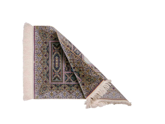 Extrem feiner, handgeknüpfter Khademi Ghom Orientteppich aus purer Seide, multicolor. 63x48 cm. Vertrieb durch Jupiter Intl.