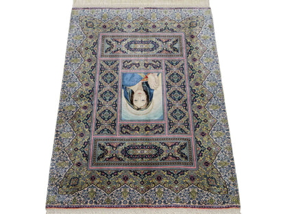 Extrem feiner, handgeknüpfter Khademi Ghom Orientteppich aus purer Seide, multiocolor. 64x48 cm. Vertrieb durch Jupiter Intl.