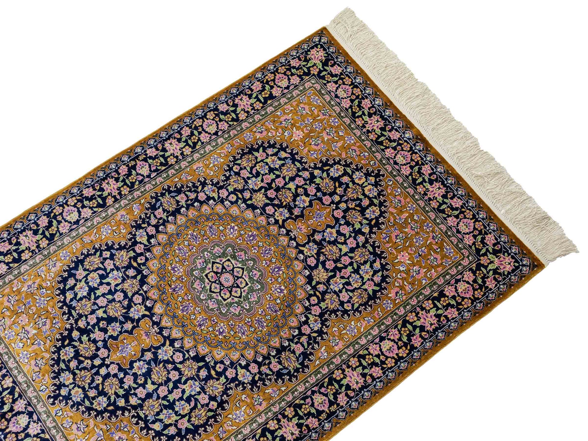 Sehr feiner, handgeknüpfter Khademi Orientteppich mit Ghom Design aus reiner Seide, oliv, braun, blau. 91x62 cm. Vertrieb durch Jupiter Intl.