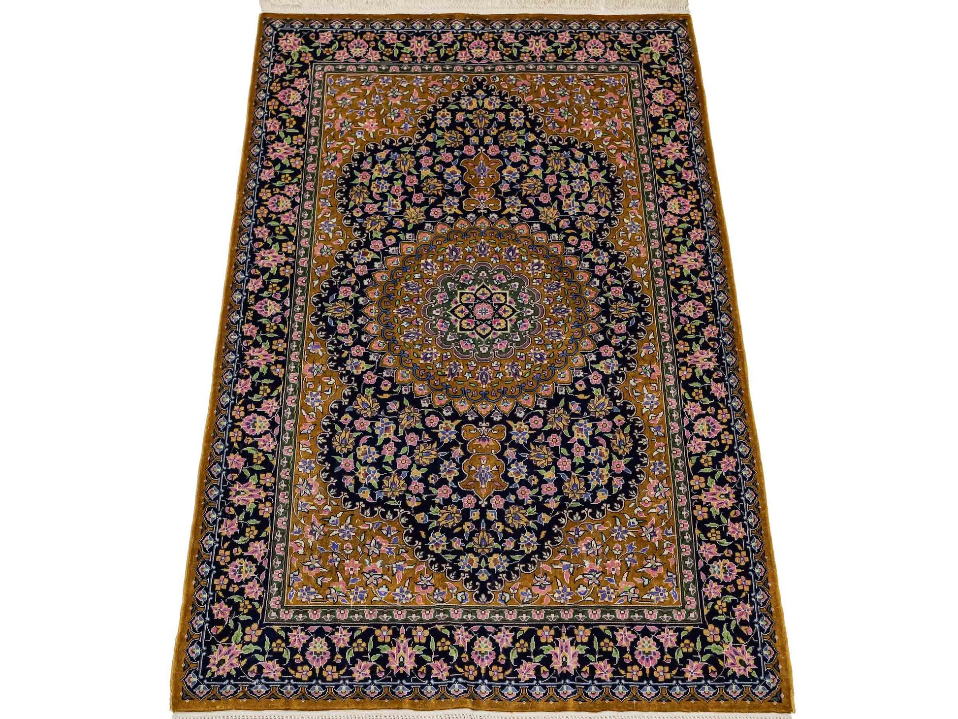 Sehr feiner, handgeknüpfter Khademi Orientteppich mit Ghom Design aus reiner Seide, oliv, braun, blau. 91x62 cm. Vertrieb durch Jupiter Intl.