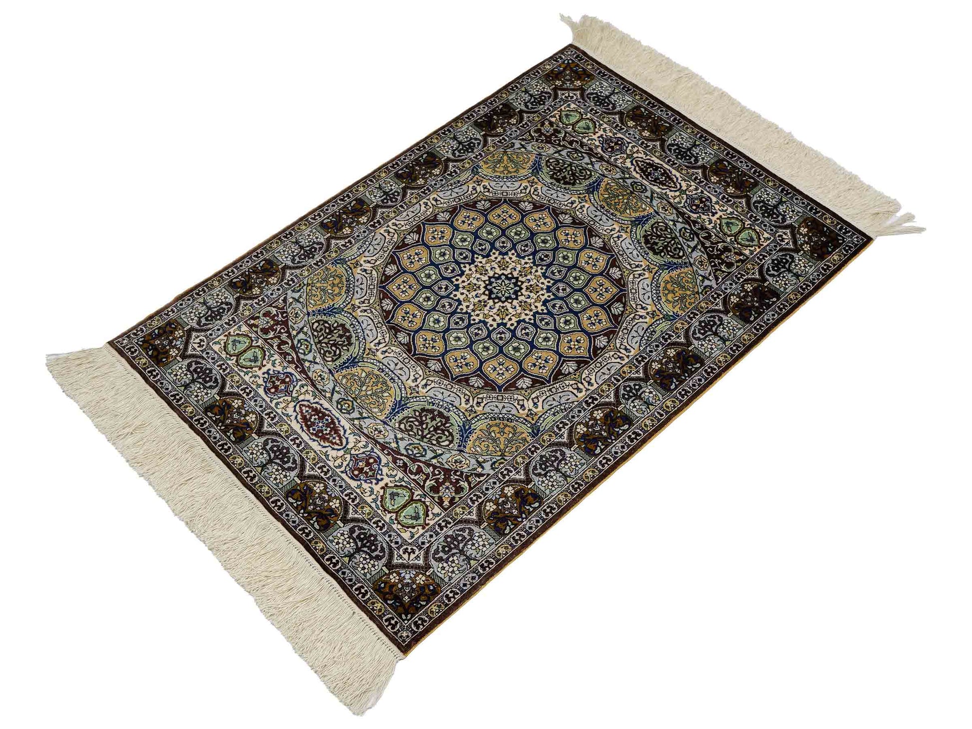 Sehr feiner, handgeknüpfter Khademi Orientteppich mit Ghom Design aus reiner Seide, braun, multicolor. 92x62 cm. Vertrieb durch Jupiter Intl.