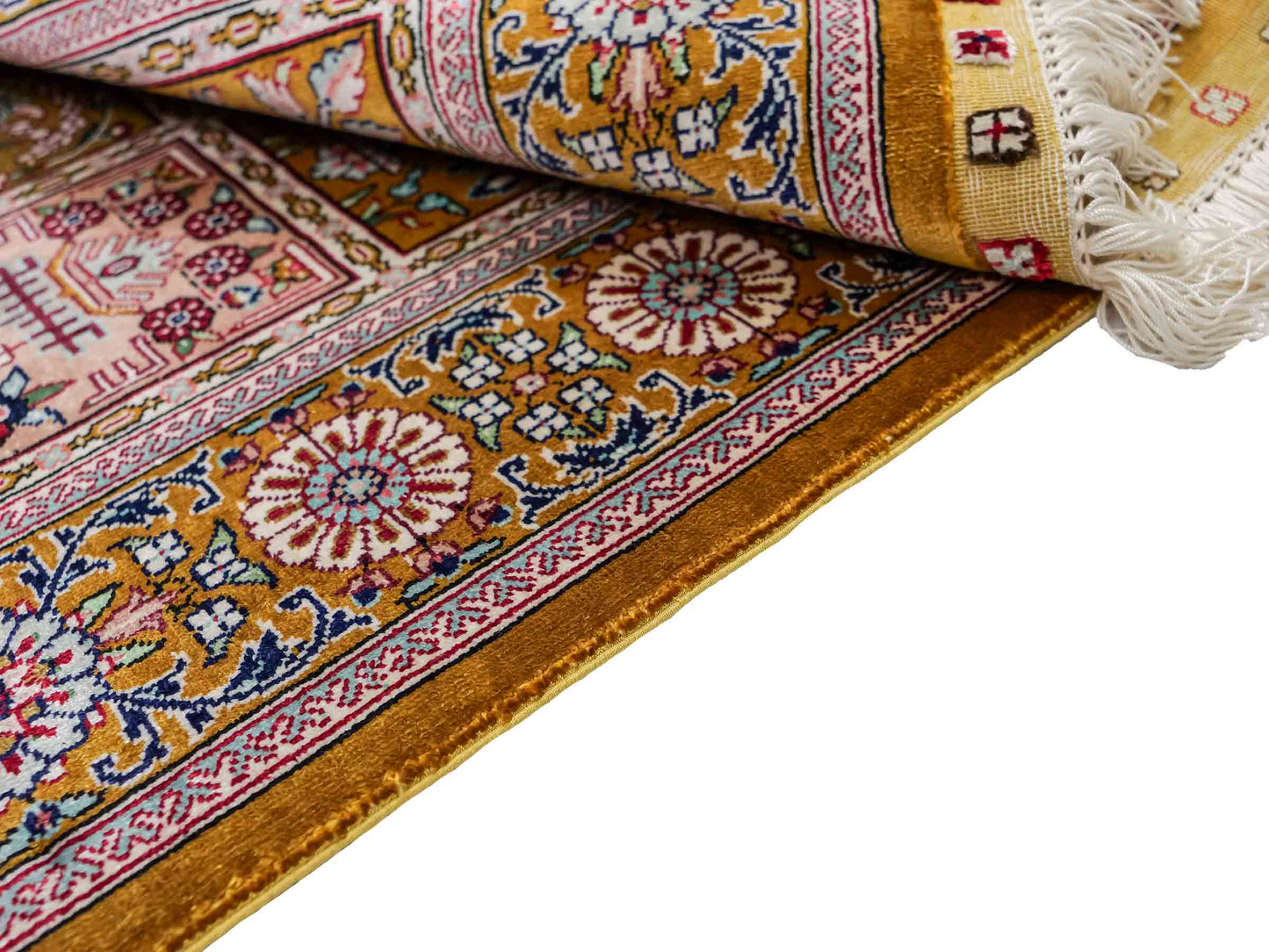 Sehr feiner, handgeknüpfter Khademi Orientteppich mit Ghom Design aus reiner Seide, braun, oliv. 93x63 cm. Vertrieb durch Jupiter Intl.