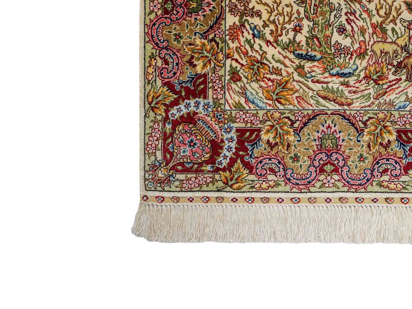 Sehr feiner, handgeknüpfter Khademi Orientteppich mit Ghom Design aus reiner Seide, gold, creme, weiß, rot. 93x63 cm. Vertrieb durch Jupiter Intl.