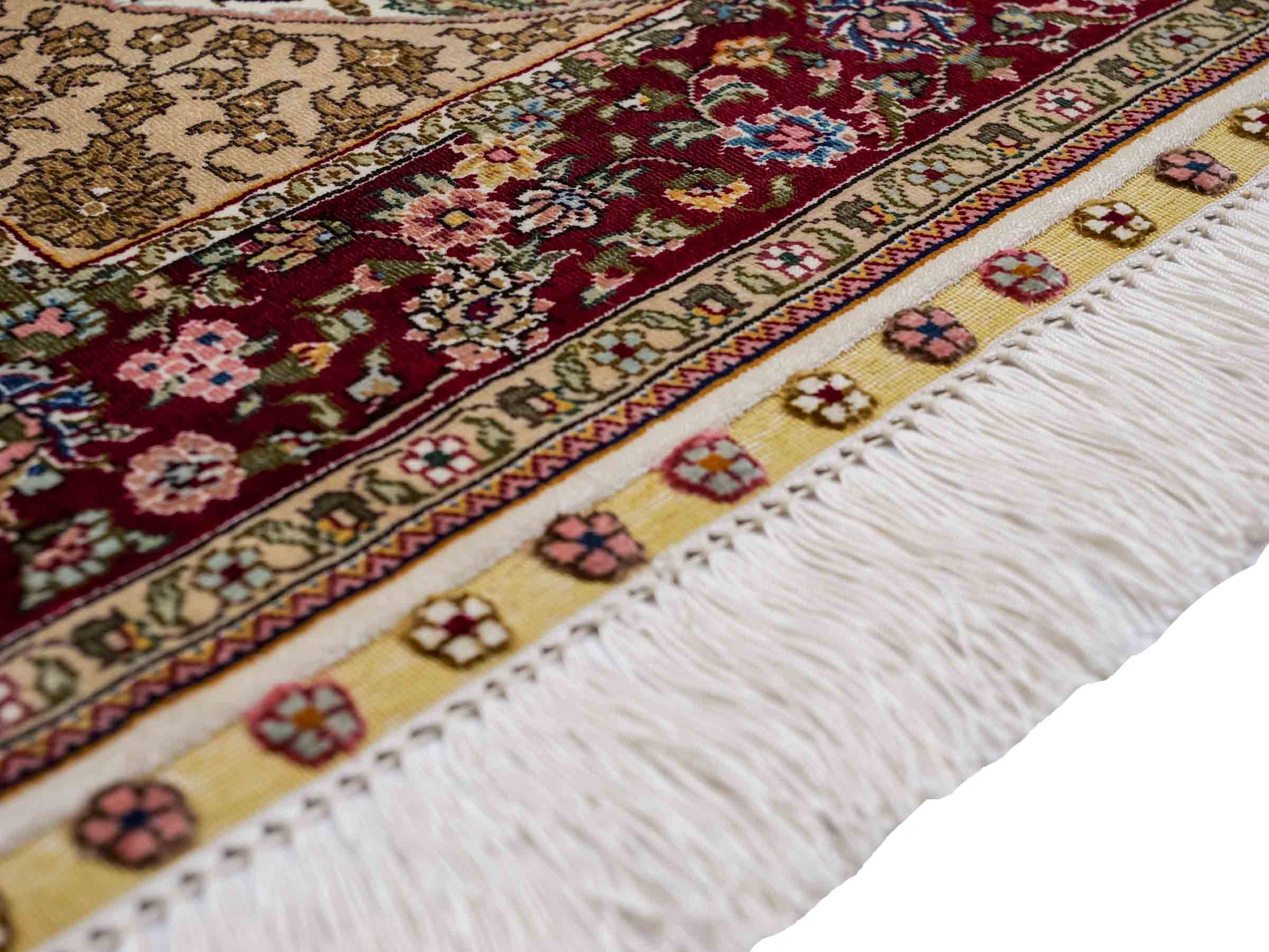 Sehr feiner, handgeknüpfter Khademi Orientteppich mit Ghom Design aus reiner Seide, creme, weiß, rot, beige. 93x63 cm. Vertrieb durch Jupiter Intl.
