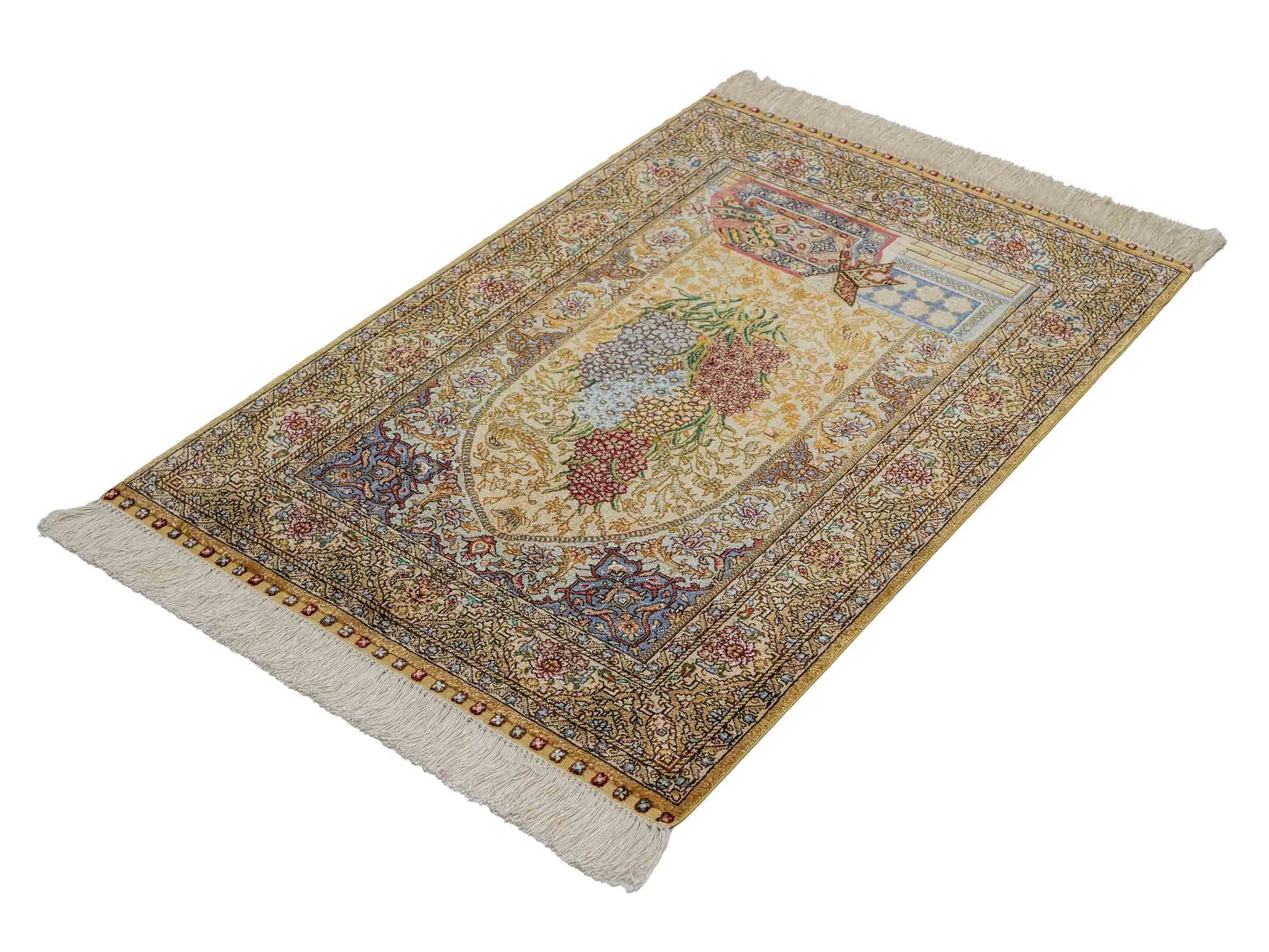 Sehr feiner, handgeknüpfter Khademi Orientteppich mit Ghom Design aus reiner Seide, gold, beige, blau. 93x63 cm. Vertrieb durch Jupiter Intl.