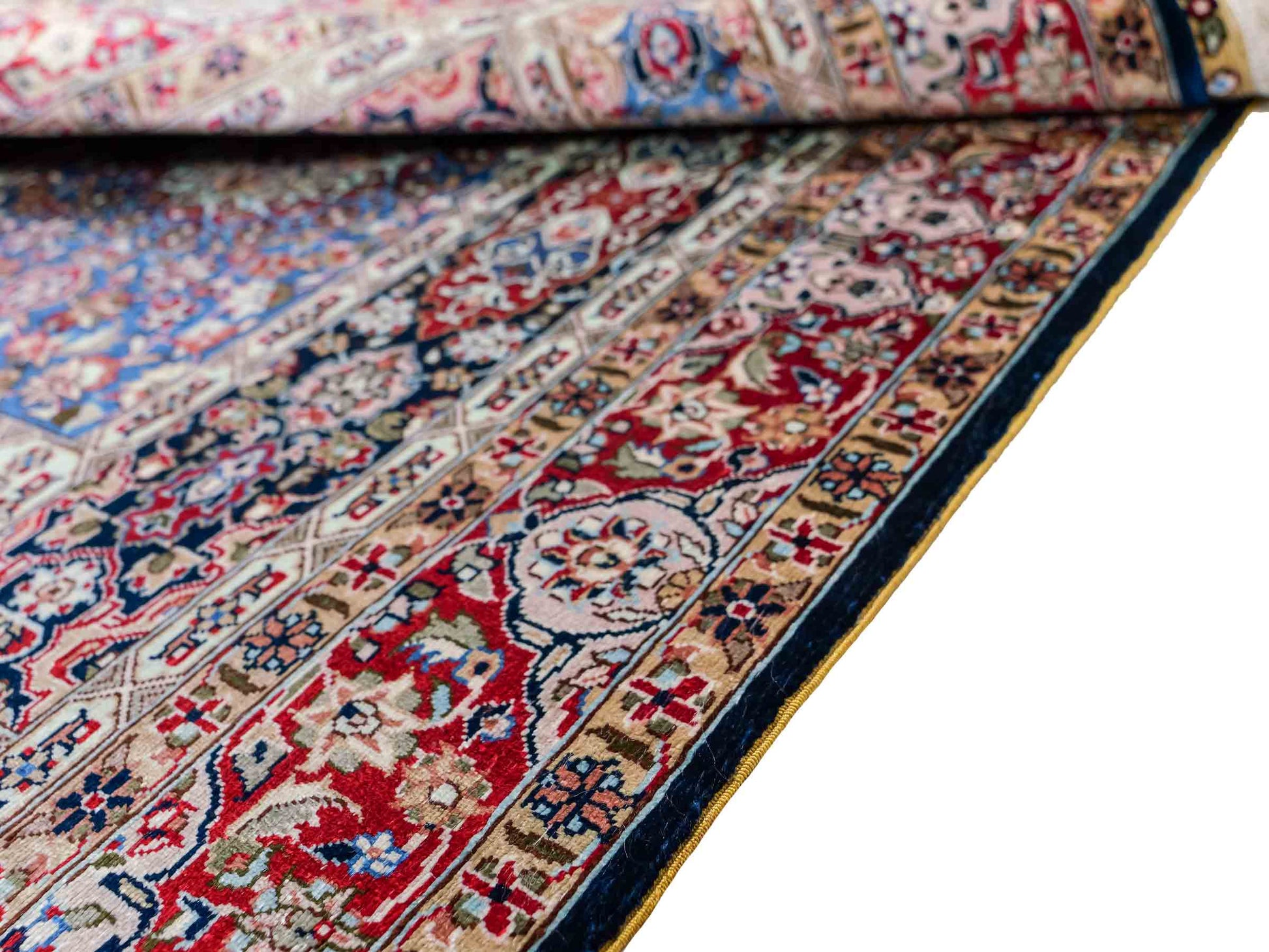 Sehr feiner, handgeknüpfter Khademi Orientteppich mit Ghom Design aus reiner Seide, blau, multicolor. 95x62 cm. Vertrieb durch Jupiter Intl.