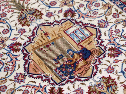 Sehr feiner, handgeknüpfter Khademi Orientteppich mit Ghom Design aus reiner Seide, creme, weiß, rot. 95x63 cm. Vertrieb durch Jupiter Intl.