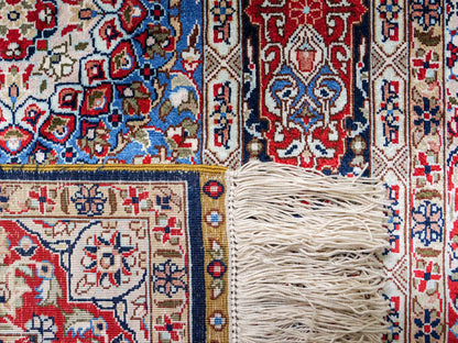 Sehr feiner, handgeknüpfter Khademi Orientteppich mit Ghom Design aus reiner Seide, blau,  multicolor. 96x62 cm. Vertrieb durch Jupiter Intl.