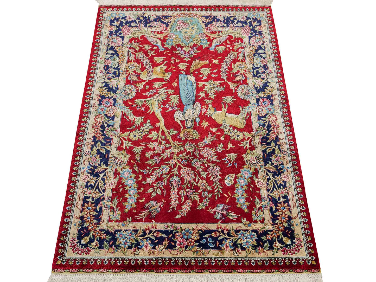 Sehr feiner, handgeknüpfter Khademi Orientteppich mit Hereke Design aus reiner Seide, rot, blau. Vertrieb durch Jupiter Intl.
