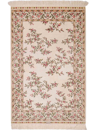 Sehr feiner, handgeknüpfter Khademi Orientteppich mit Hereke Design aus reiner Seide, weiß, creme. 122x78 cm. Vertrieb durch Jupiter Intl.