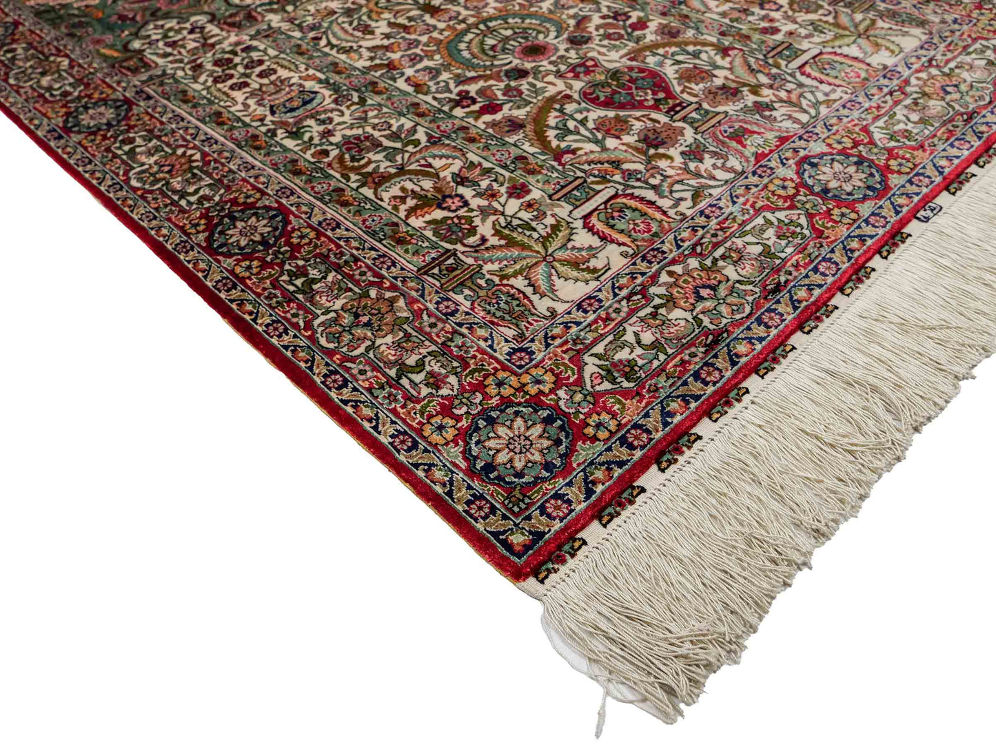 Sehr feiner, handgeknüpfter Khademi Orientteppich mit Hereke Design aus reiner Seide, rot, creme, mulitcolor. 123x79 cm. Vertrieb durch Jupiter Intl.