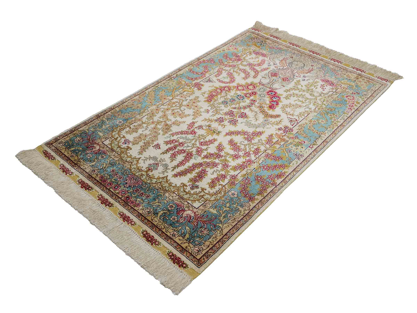 Sehr feiner, handgeknüpfter Khademi Orientteppich mit Hereke Design aus reiner Seide, creme, weiß, blau. 129x78 cm. Vertrieb durch Jupiter Intl.