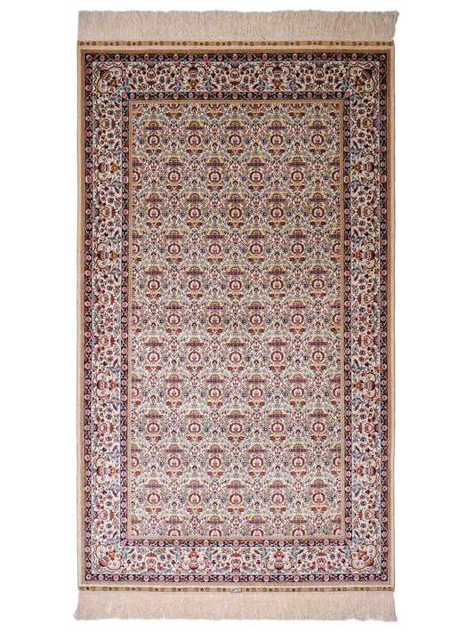 Sehr feiner, handgeknüpfter Khademi Orientteppich mit Hereke Design aus reiner Seide, weiß, creme. 154x92 cm. Vertrieb durch Jupiter Intl.