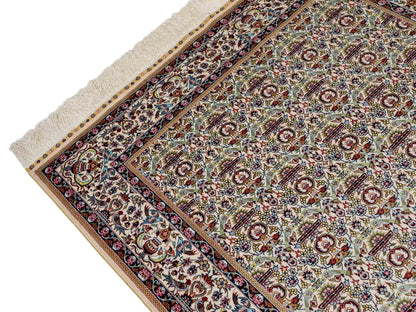 Sehr feiner, handgeknüpfter Khademi Orientteppich mit Hereke Design aus reiner Seide, weiß, creme. 154x92 cm. Vertrieb durch Jupiter Intl.