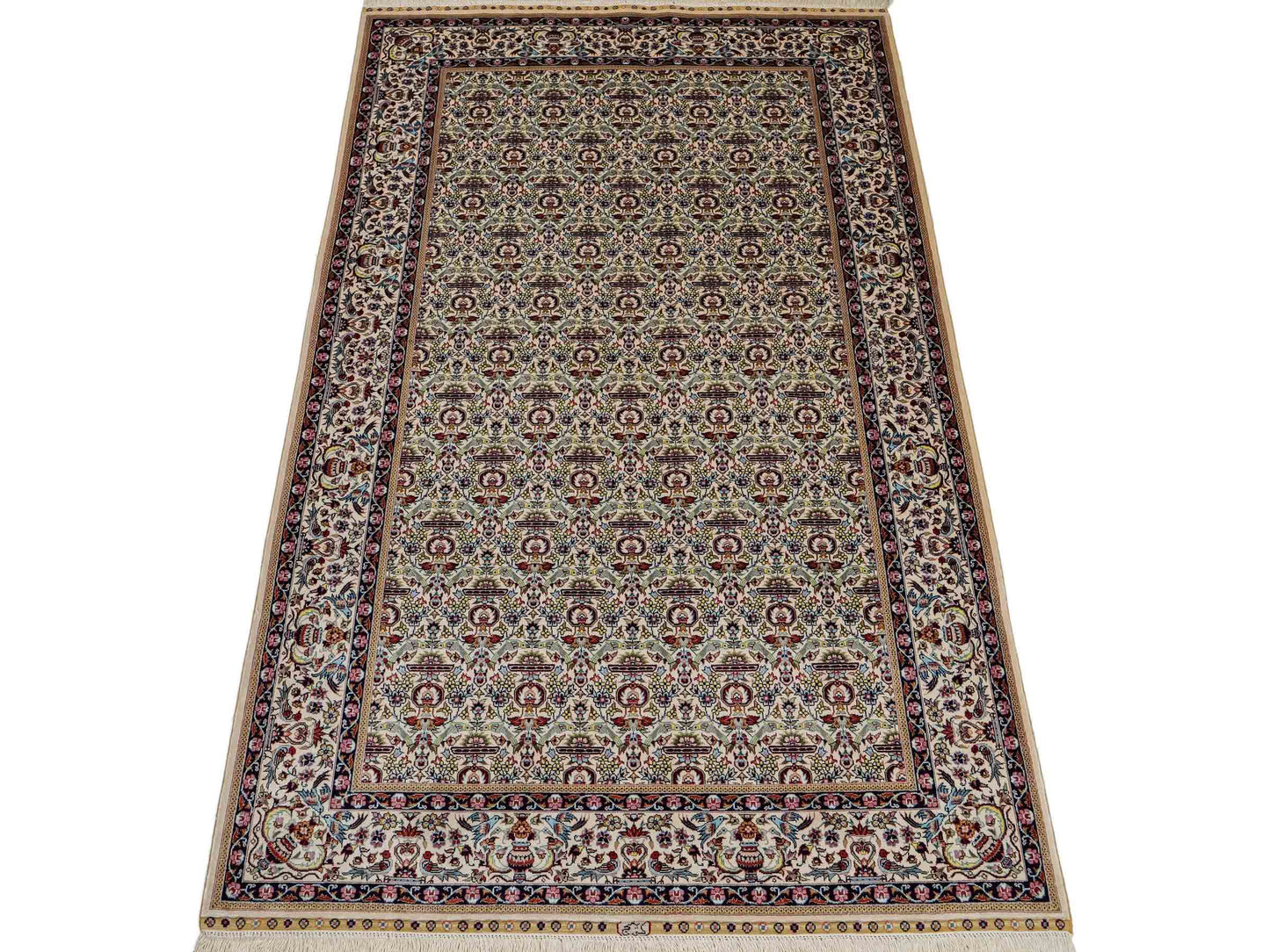 Sehr feiner, handgeknüpfter Khademi Orientteppich mit Hereke Design aus reiner Seide, weiß, creme. 154x92 cm. Vertrieb durch Jupiter Intl.