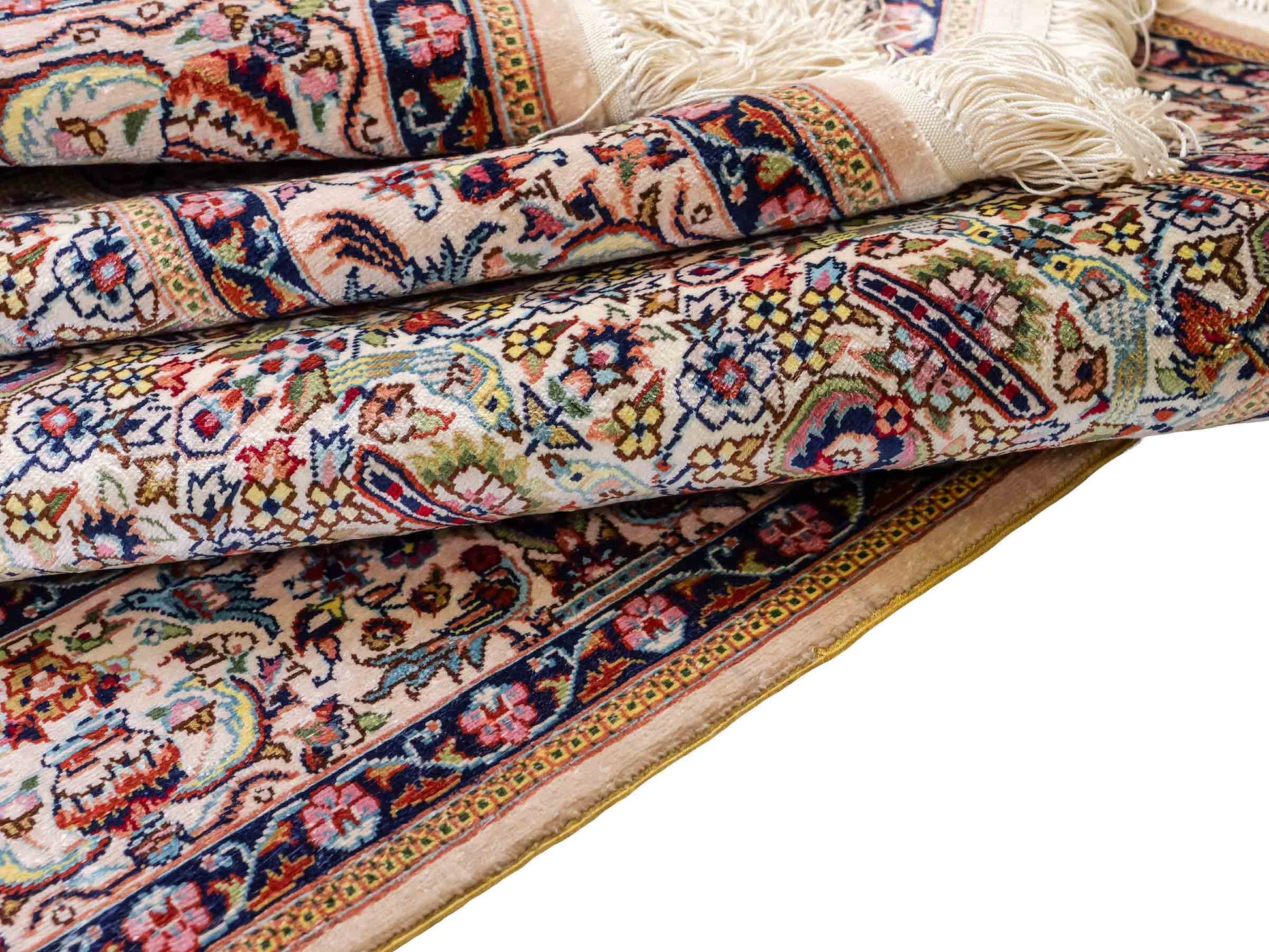 Sehr feiner, handgeknüpfter Khademi Orientteppich mit Hereke Design aus reiner Seide, weiß, creme. 154x92 cm. Vertrieb durch Jupiter Intl.