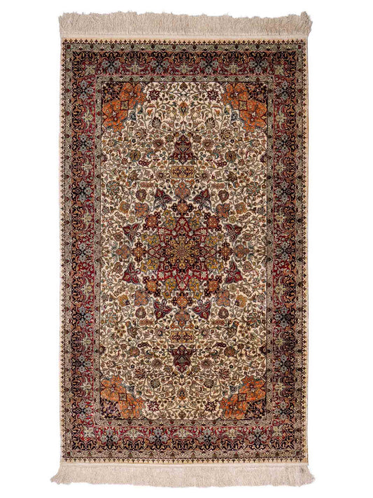 Sehr feiner, handgeknüpfter Hereke Orientteppich von Khademi aus Seide, creme. 154x93 cm. Verkauf durch Jupiter Intl.