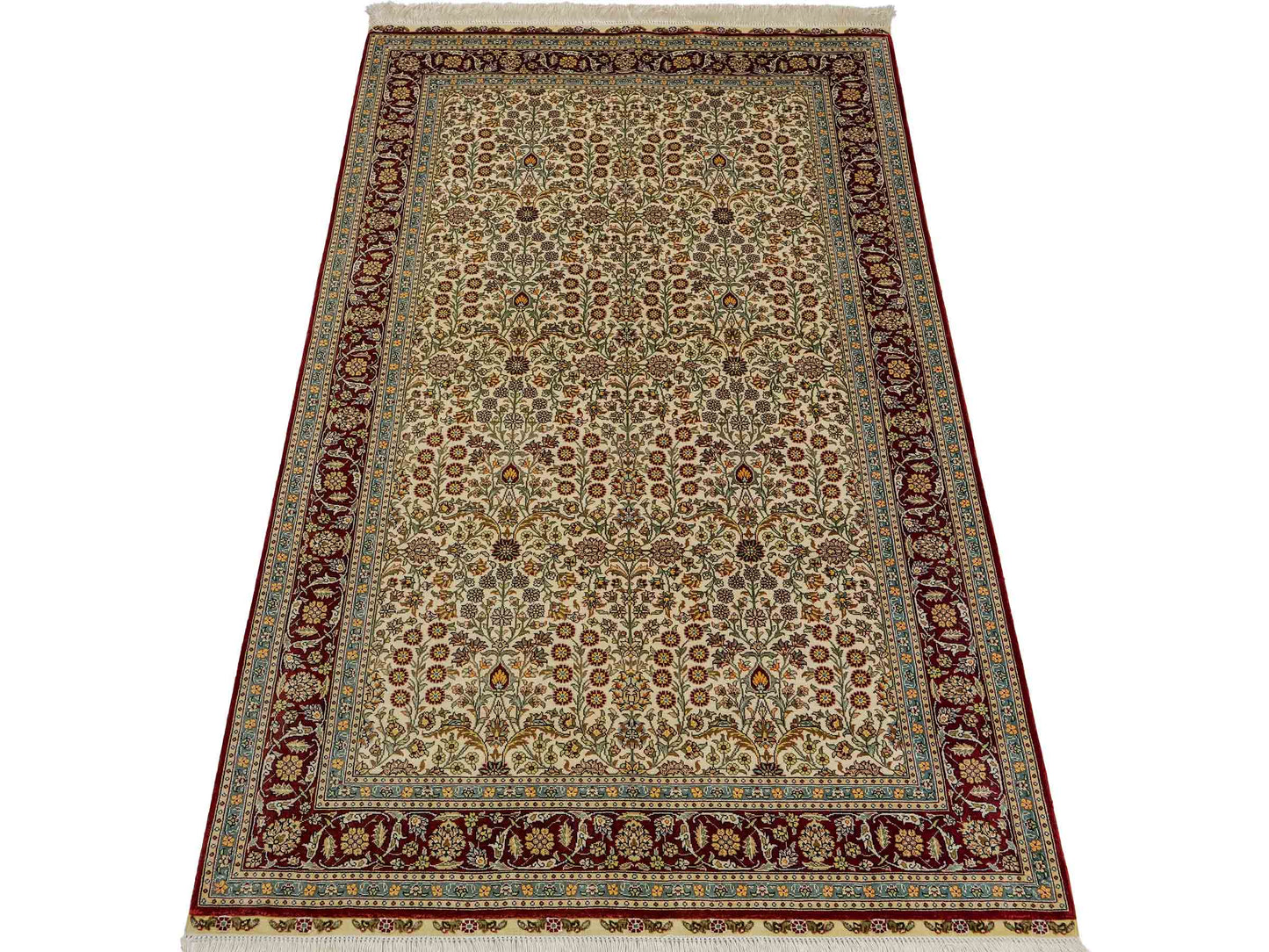 Sehr feiner, handgeknüpfter Khademi Orientteppich mit Hereke Design aus Seide, creme, rot. 154x94 cm. Vertrieb durch Jupiter Intl.