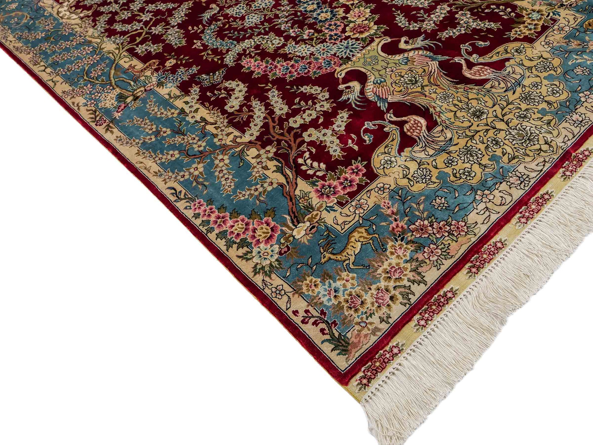 Sehr feiner, handgeknüpfter Khademi Orientteppich mit Hereke Design aus reiner Seide, rot, blau, creme. 154x94 cm. Vertrieb durch Jupiter Intl.